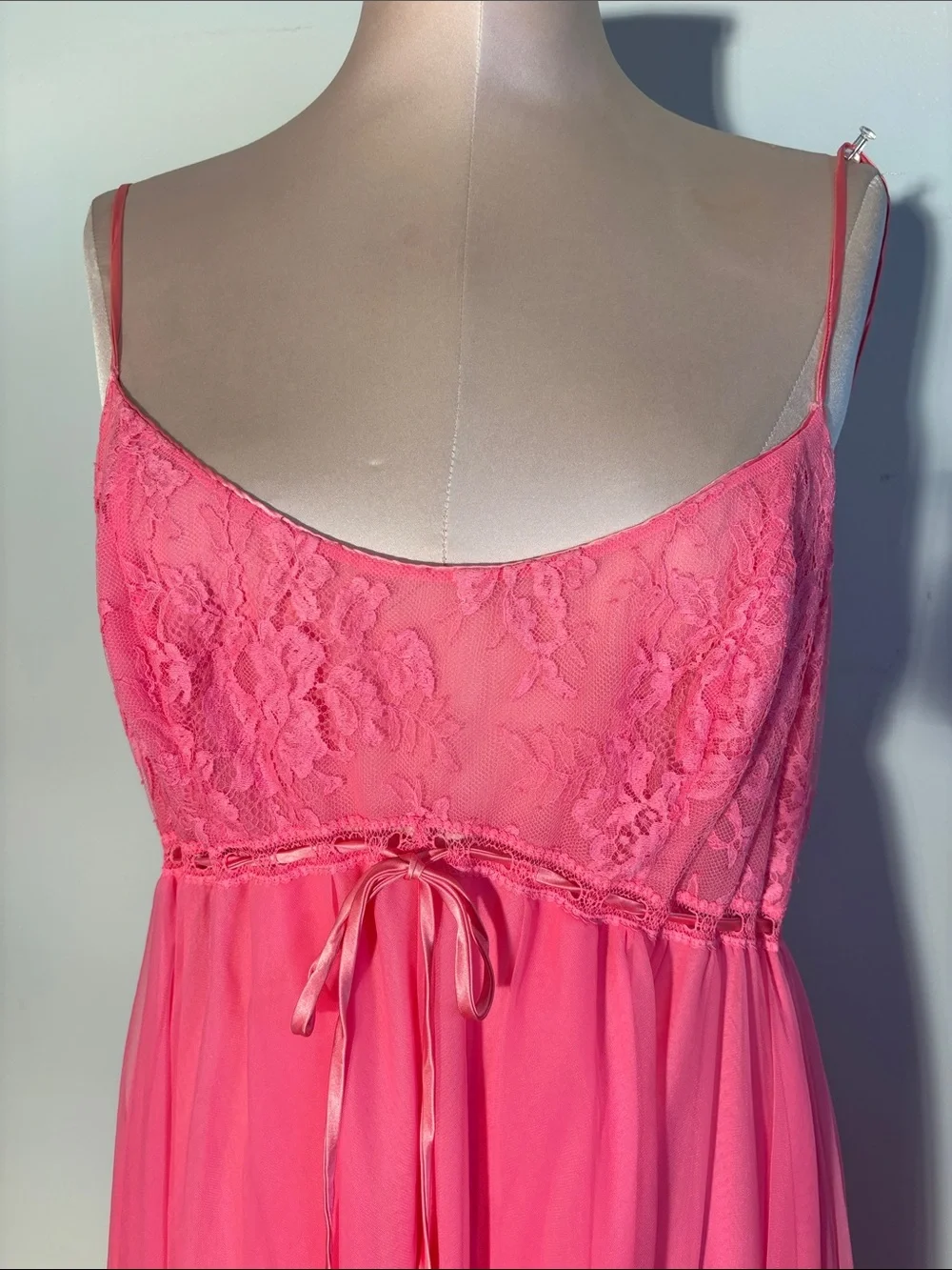 Lucie Ann Layered Pink Chiffon Peignoir Set with Pom Accents! Rare find! Sz M